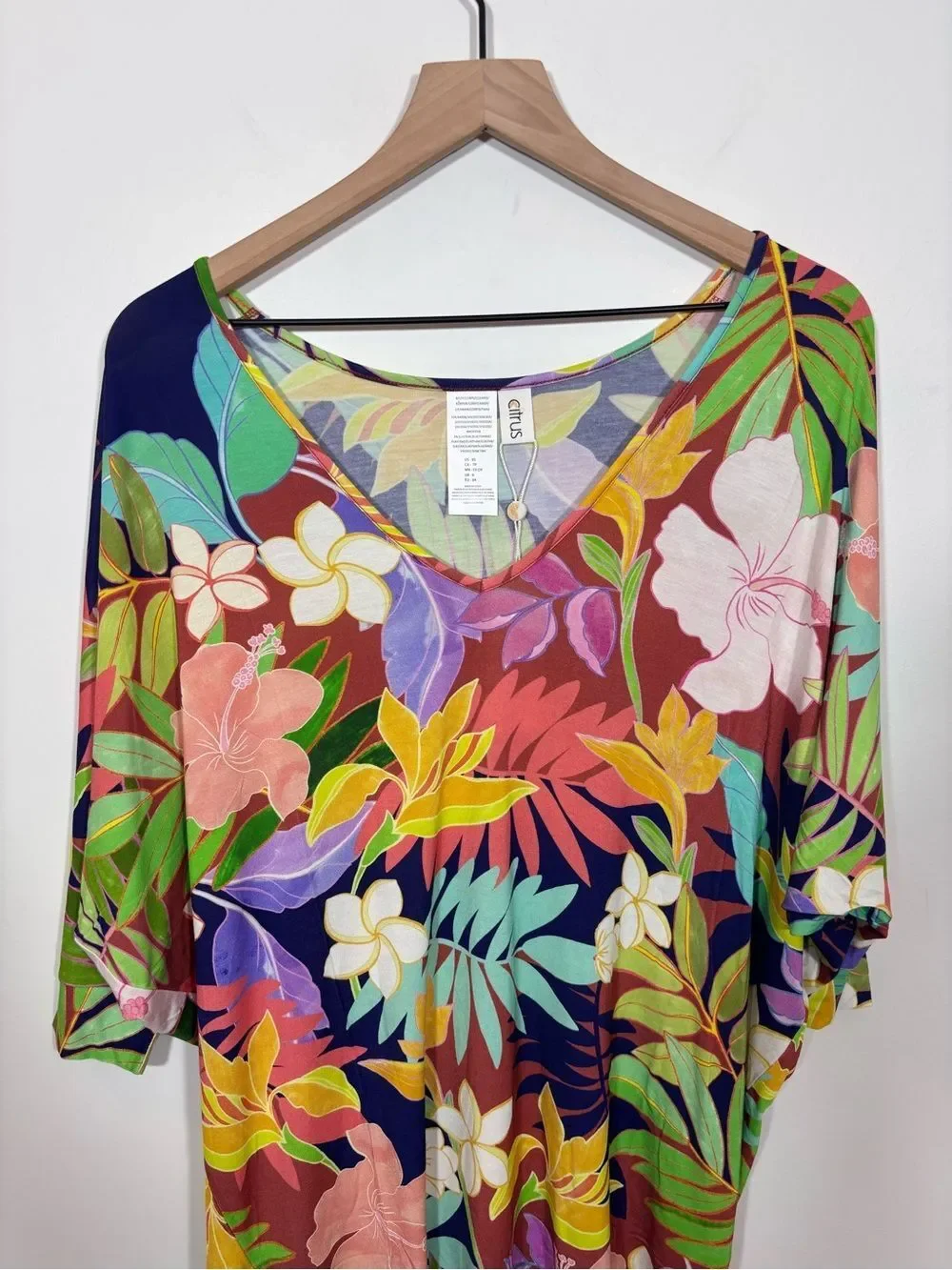 Citrus Women's Standard Tunic Swimsuit Cover Up NWT XS Multi in the Tropics